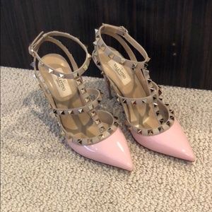 valentino rockstud pumps pink